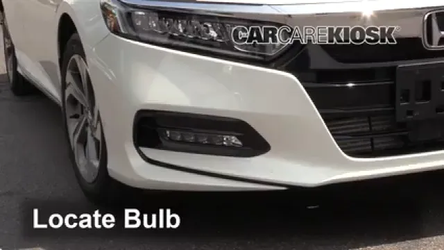 2019 Honda Accord Sport 2.0L 4 Cyl. Turbo Éclairage Feu antibrouillard (remplacer l'ampoule)